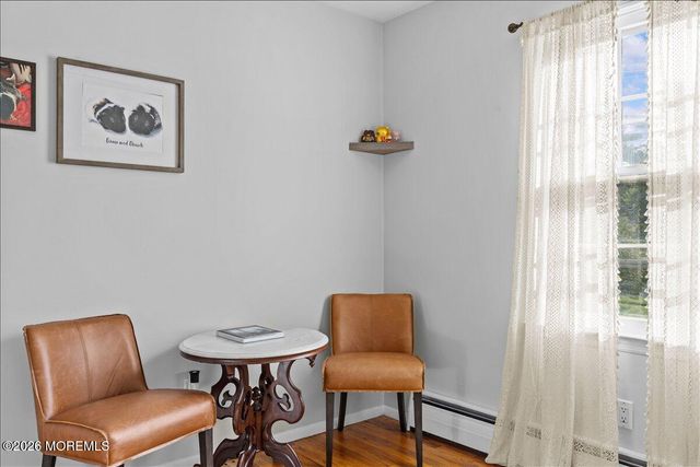 832 Bartlett Place, Toms River, NJ 08753