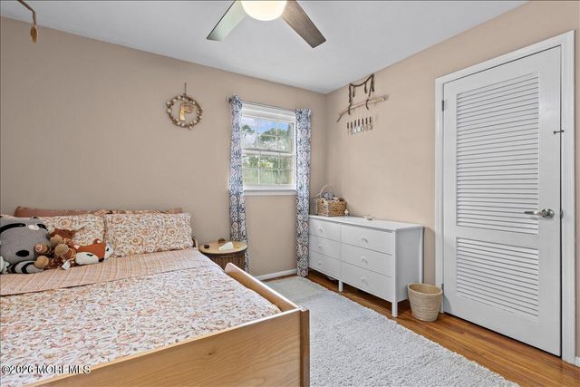 832 Bartlett Place, Toms River, NJ 08753
