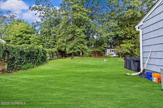832 Bartlett Place, Toms River, NJ 08753