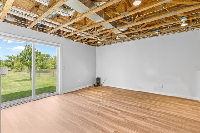 10590 257th Avenue NW, Zimmerman, MN 55398