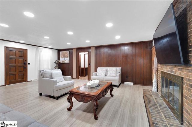105 Carswell Drive, Anderson, SC 29662