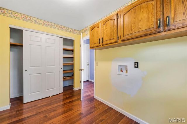 157 Spring Leigh Court, Ballwin, MO 63011