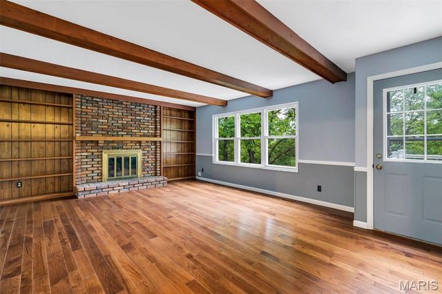 157 Spring Leigh Court, Ballwin, MO 63011