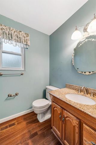 157 Spring Leigh Court, Ballwin, MO 63011