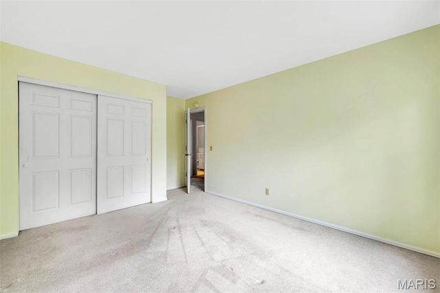 157 Spring Leigh Court, Ballwin, MO 63011