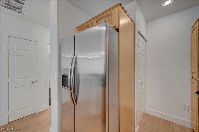 55 East Agate Avenue 304, Las Vegas, NV 89123