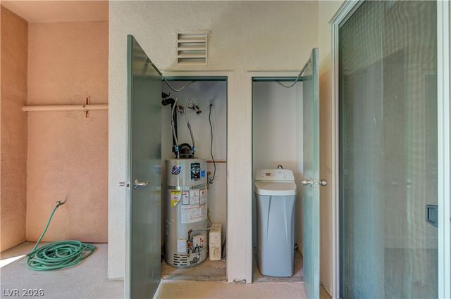 55 East Agate Avenue 304, Las Vegas, NV 89123
