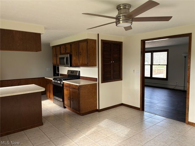 408 Annis Road, South Amherst, OH 44001