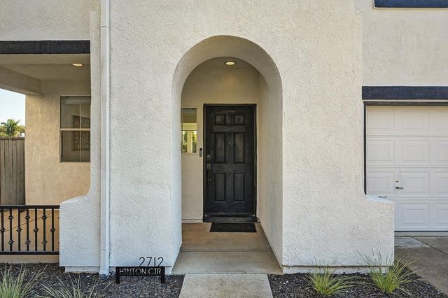 2712 Hinton Cir, Elk Grove, CA 95758