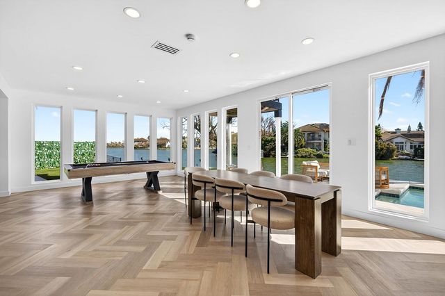 2712 Hinton Cir, Elk Grove, CA 95758