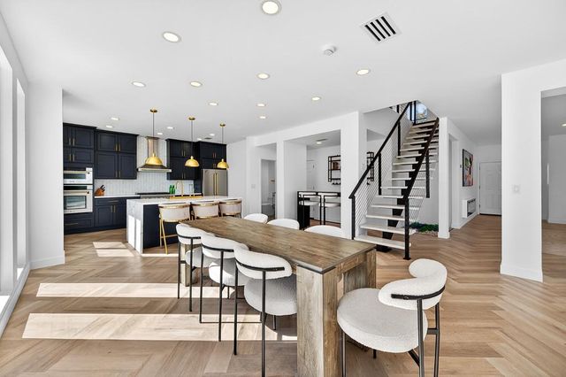 2712 Hinton Cir, Elk Grove, CA 95758