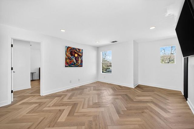 2712 Hinton Cir, Elk Grove, CA 95758