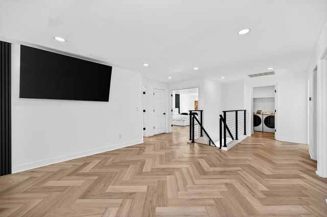 2712 Hinton Cir, Elk Grove, CA 95758