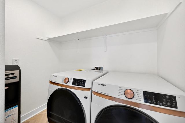 2712 Hinton Cir, Elk Grove, CA 95758