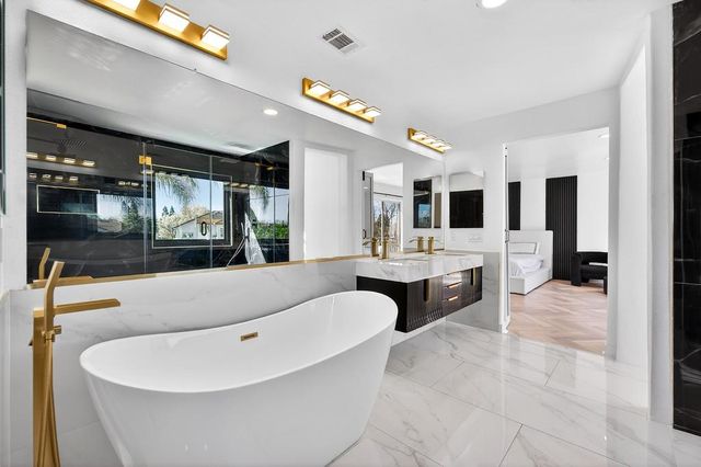 2712 Hinton Cir, Elk Grove, CA 95758