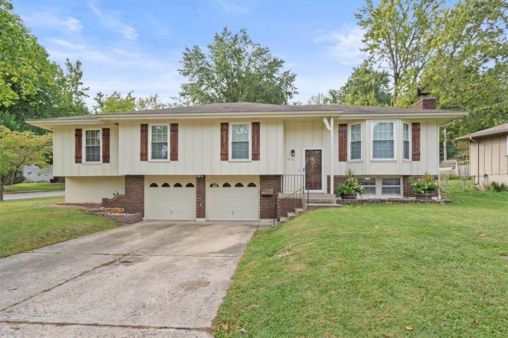 16121 E 36th Street, Independence, MO 64055