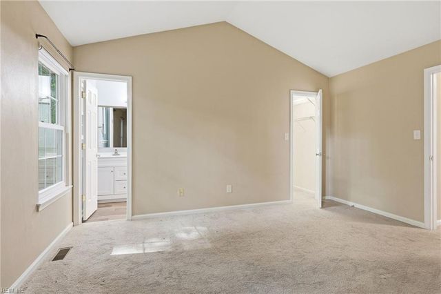 124 Creekstone DR, Newport News, VA 23603