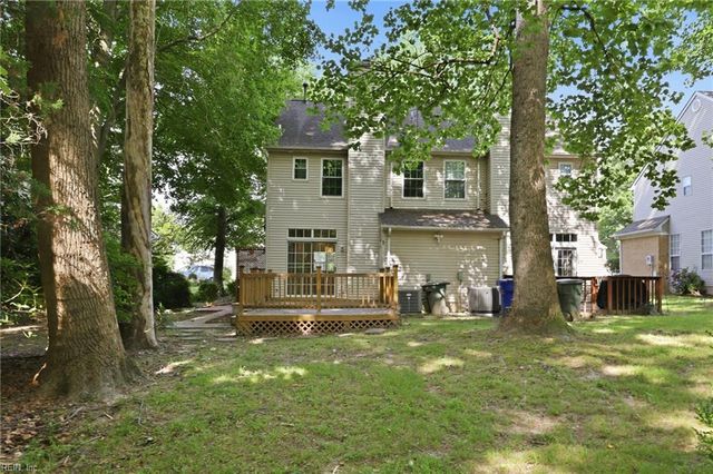 124 Creekstone DR, Newport News, VA 23603