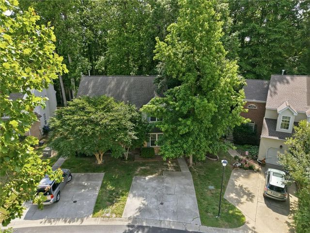 124 Creekstone DR, Newport News, VA 23603
