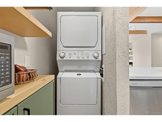 3295 34th St 62, Boulder, CO 80301