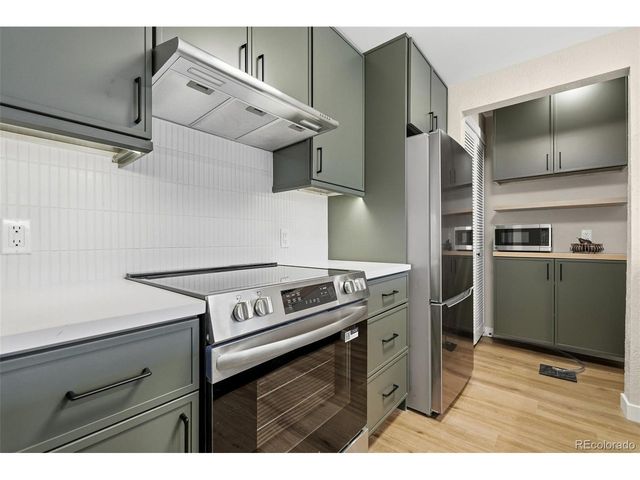 3295 34th St 62, Boulder, CO 80301