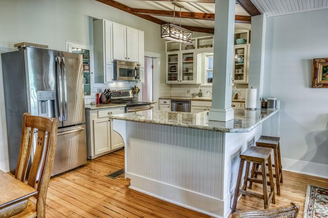 235 Hickory Street, New Ulm, TX 78950