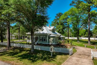 235 Hickory Street, New Ulm, TX 78950