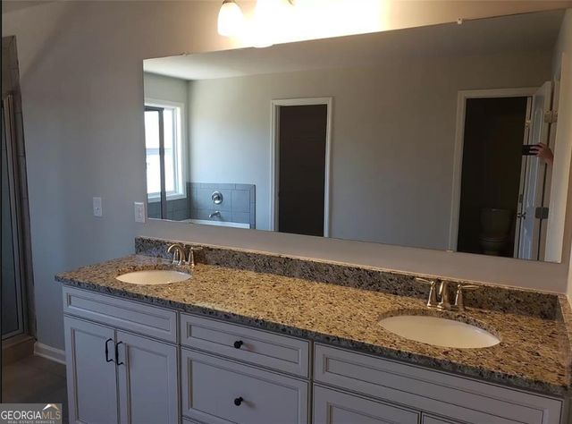 2033 Hamilton Lake Parkway, Buford, GA 30519