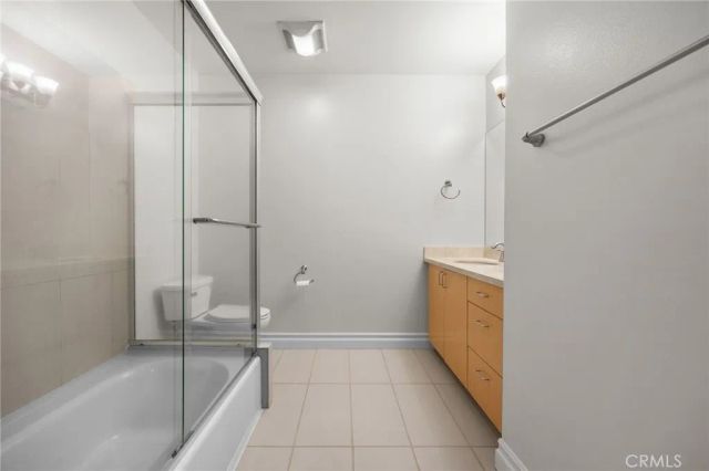 917 S New Hampshire 215, Los Angeles, CA 90006