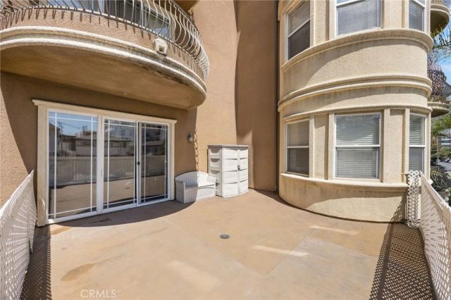 917 S New Hampshire 215, Los Angeles, CA 90006