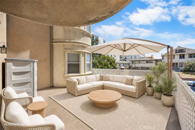 917 S New Hampshire 215, Los Angeles, CA 90006