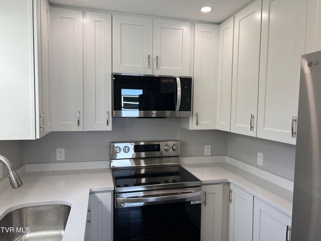 1829 Kenwood Road, Kingsport, TN 37664