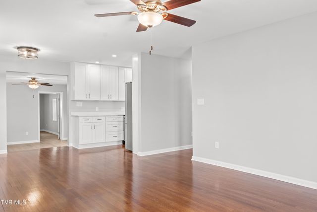 1829 Kenwood Road, Kingsport, TN 37664