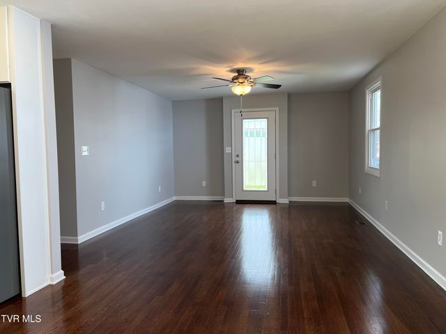 1829 Kenwood Road, Kingsport, TN 37664