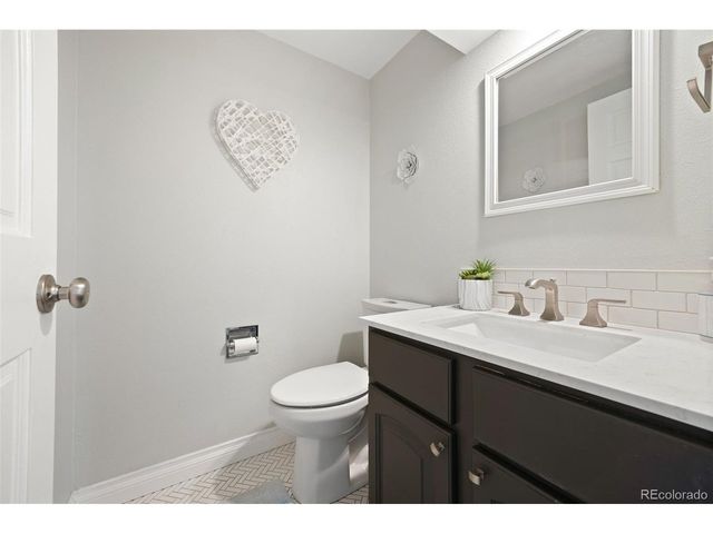 7874 S Harrison Cir, Centennial, CO 80122