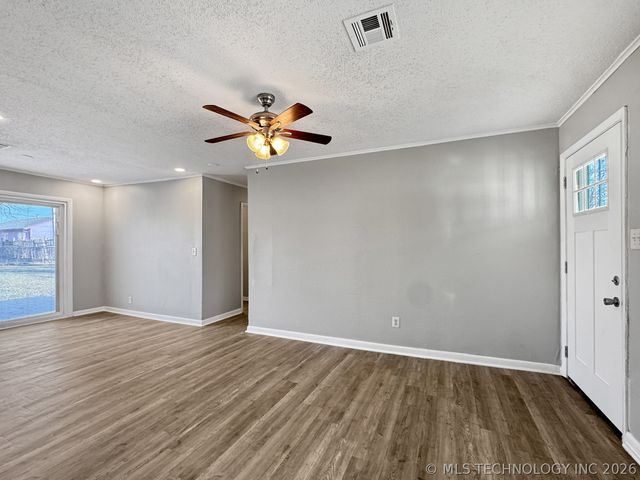 4107 N Frankfort Avenue, Tulsa, OK 74106