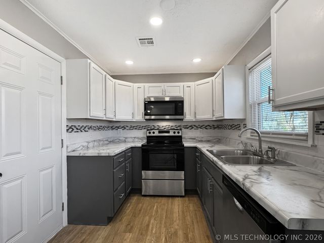 4107 N Frankfort Avenue, Tulsa, OK 74106