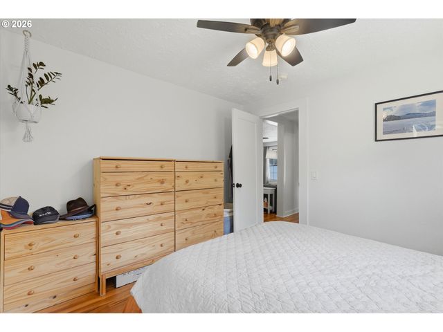 2615 Se 84TH Pl, Portland, OR 97266