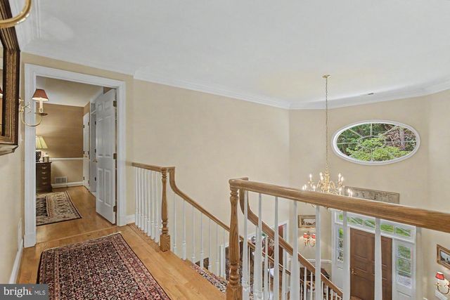 1 LAKECREST CT, Towson, MD 21286