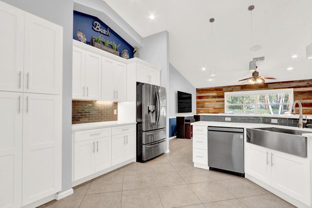 15593 96th Lane N, The Acreage, FL 33412