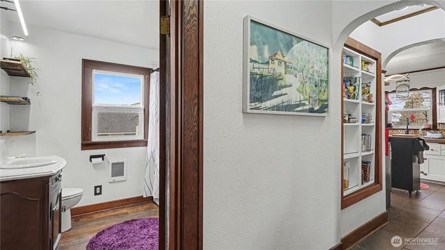 44927 228th Avenue SE, Enumclaw, WA 98022