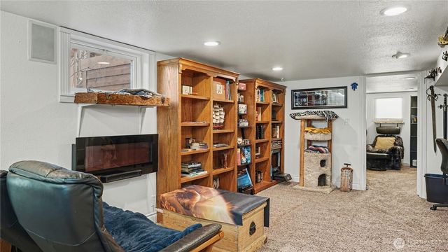 44927 228th Avenue SE, Enumclaw, WA 98022