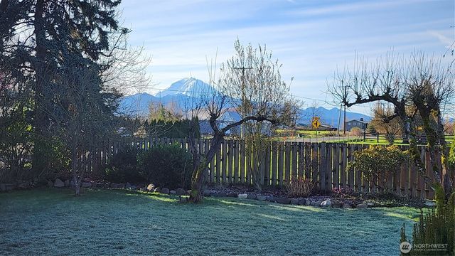 44927 228th Avenue SE, Enumclaw, WA 98022
