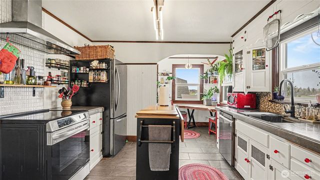 44927 228th Avenue SE, Enumclaw, WA 98022