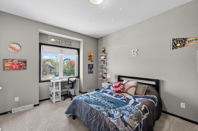 2917 Green Avenue, Blue Mounds, WI 53517