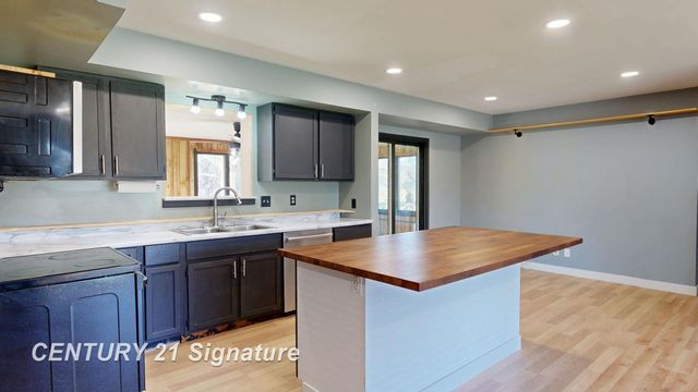 3201 Gehring Drive, Flint, MI 48506