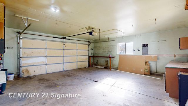 3201 Gehring Drive, Flint, MI 48506