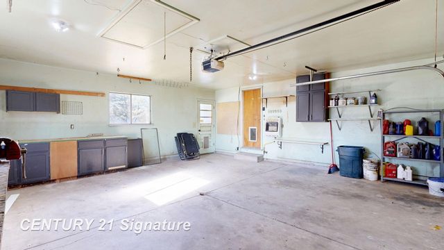 3201 Gehring Drive, Flint, MI 48506