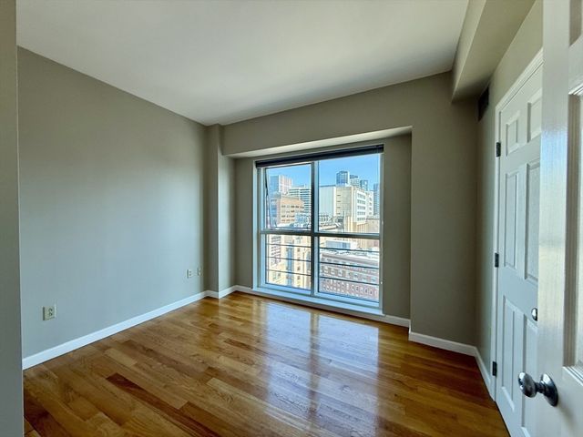 1 Nassau 1705, Boston, MA 02111