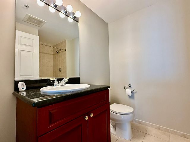 1 Nassau 1705, Boston, MA 02111